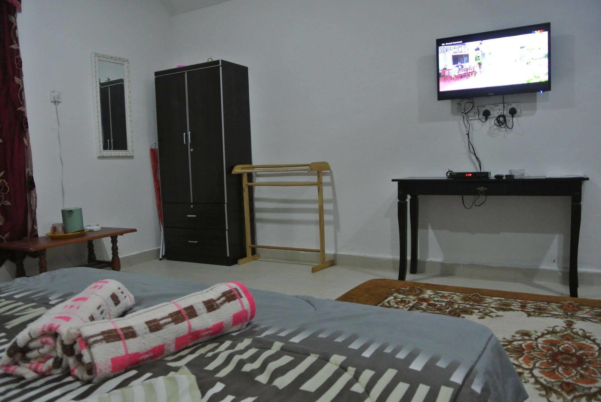 Wave Langkawi Inn Pantai Cenang  Eksteriør billede